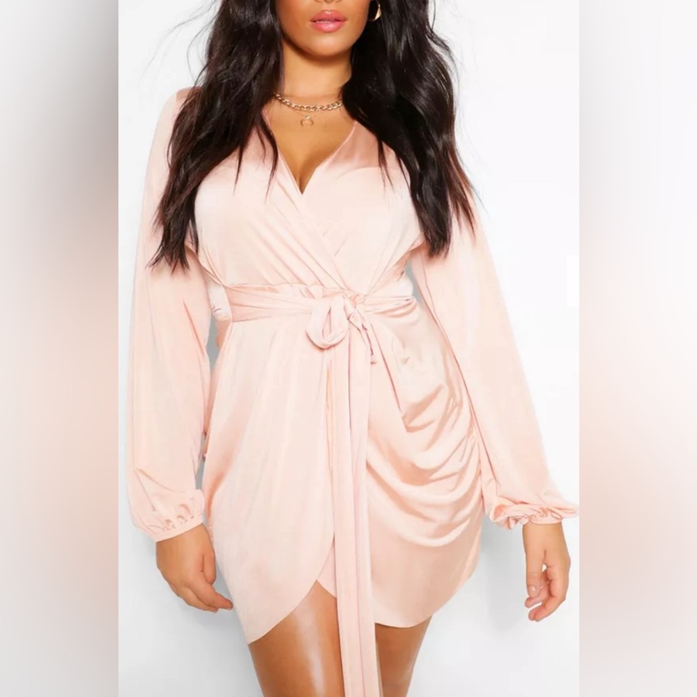 NWT Boohoo Salmon Slinky Belted Wrap Dress-Size US 20